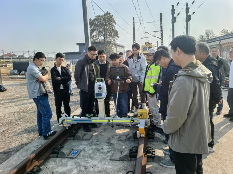 衡阳交流 双向赋能｜共探高铁维保新未来